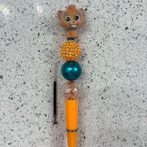 Oliver Doorables Pen with ink refill